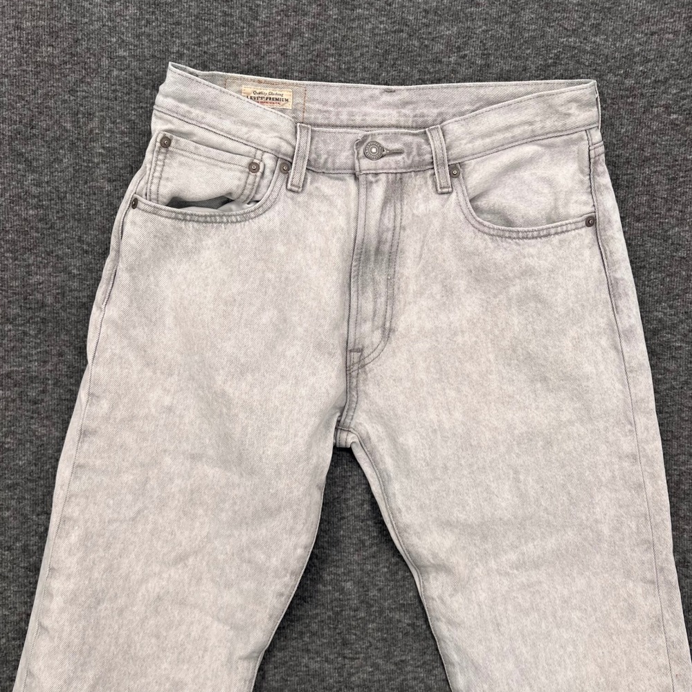 Levis Premium 551 Z Authentic Straight Jeans  W31 Light Grey Acid‎ Wash Denim - Picture 3 of 9